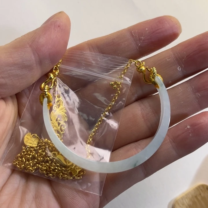 翡翠吊坠(赠链)未镶嵌代编织