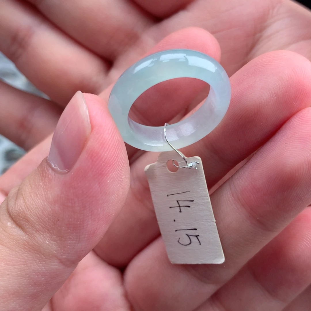 翡翠戒指未镶嵌天然