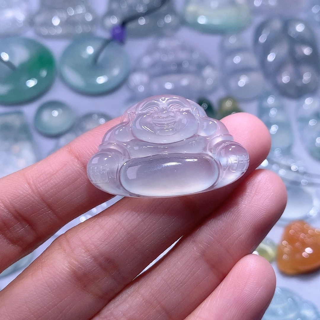 【闪购商品】翡翠颈饰未镶嵌佛