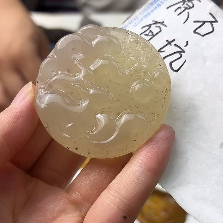 未镶嵌颈饰玛瑙/玉髓