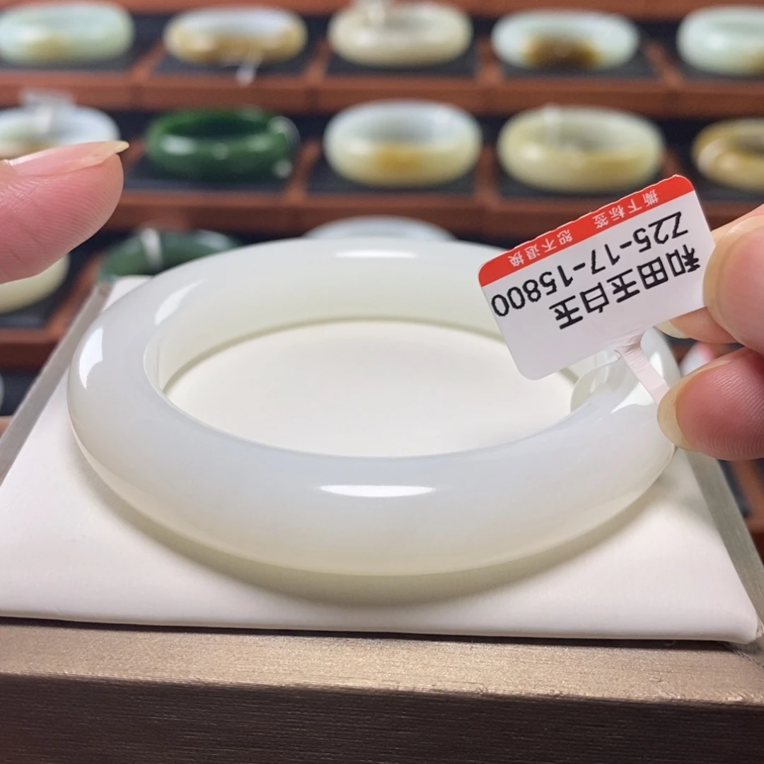 和田玉（白玉）手镯未镶嵌