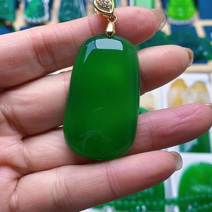 玛瑙/玉髓吊坠未镶嵌