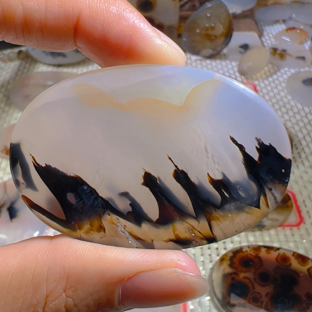 玛瑙/玉髓未镶嵌颈饰