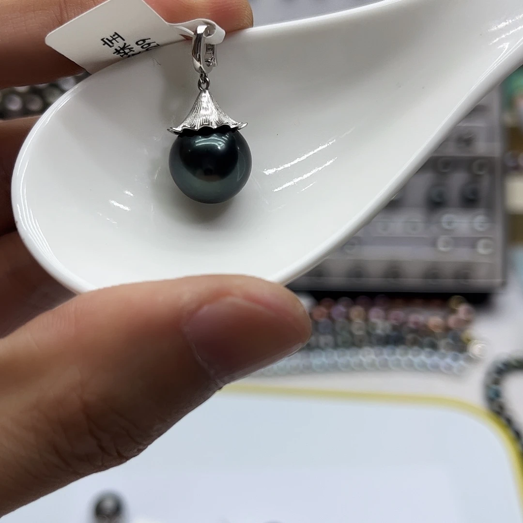颈饰银S925镶嵌海水珍珠