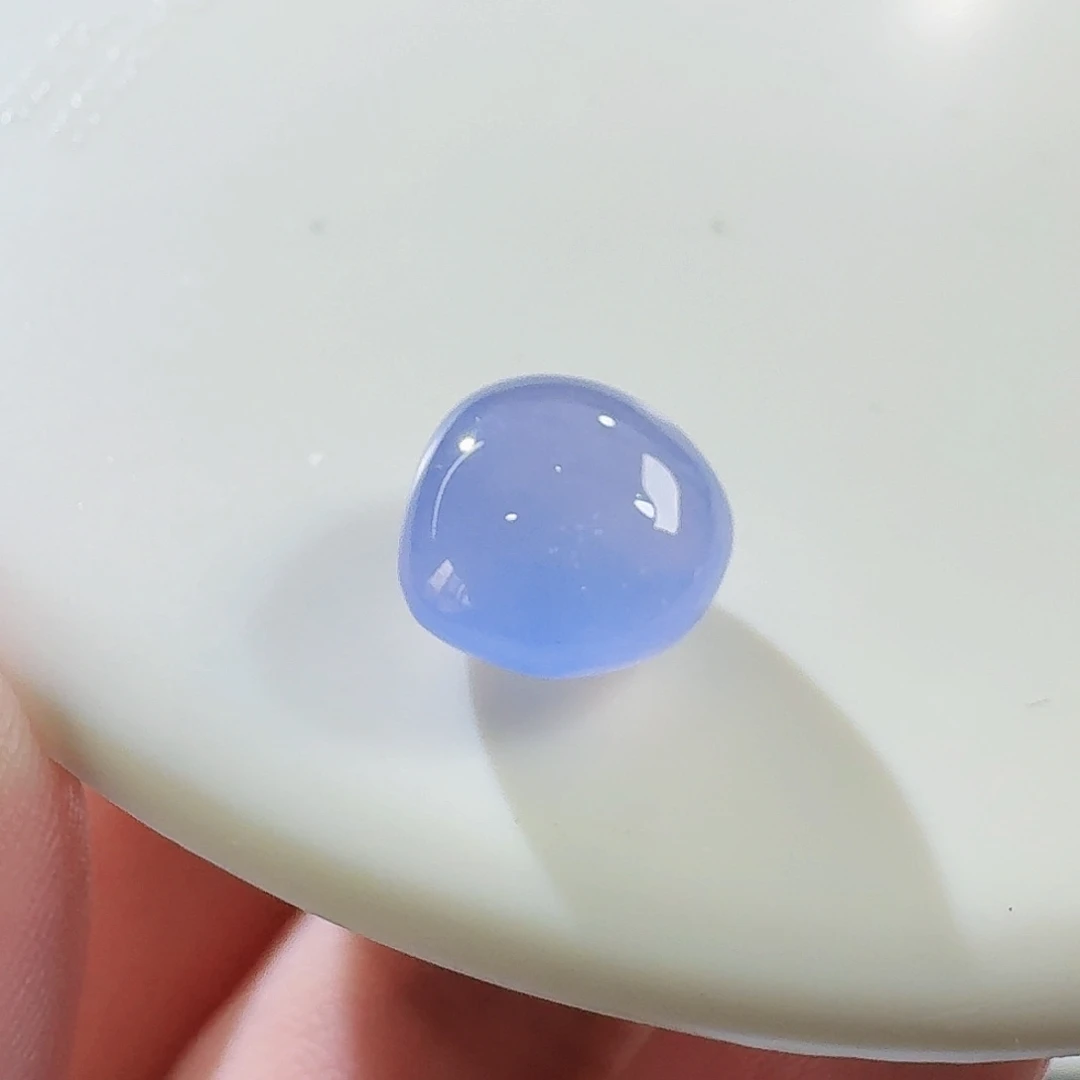 翡翠未镶嵌颈饰裸石