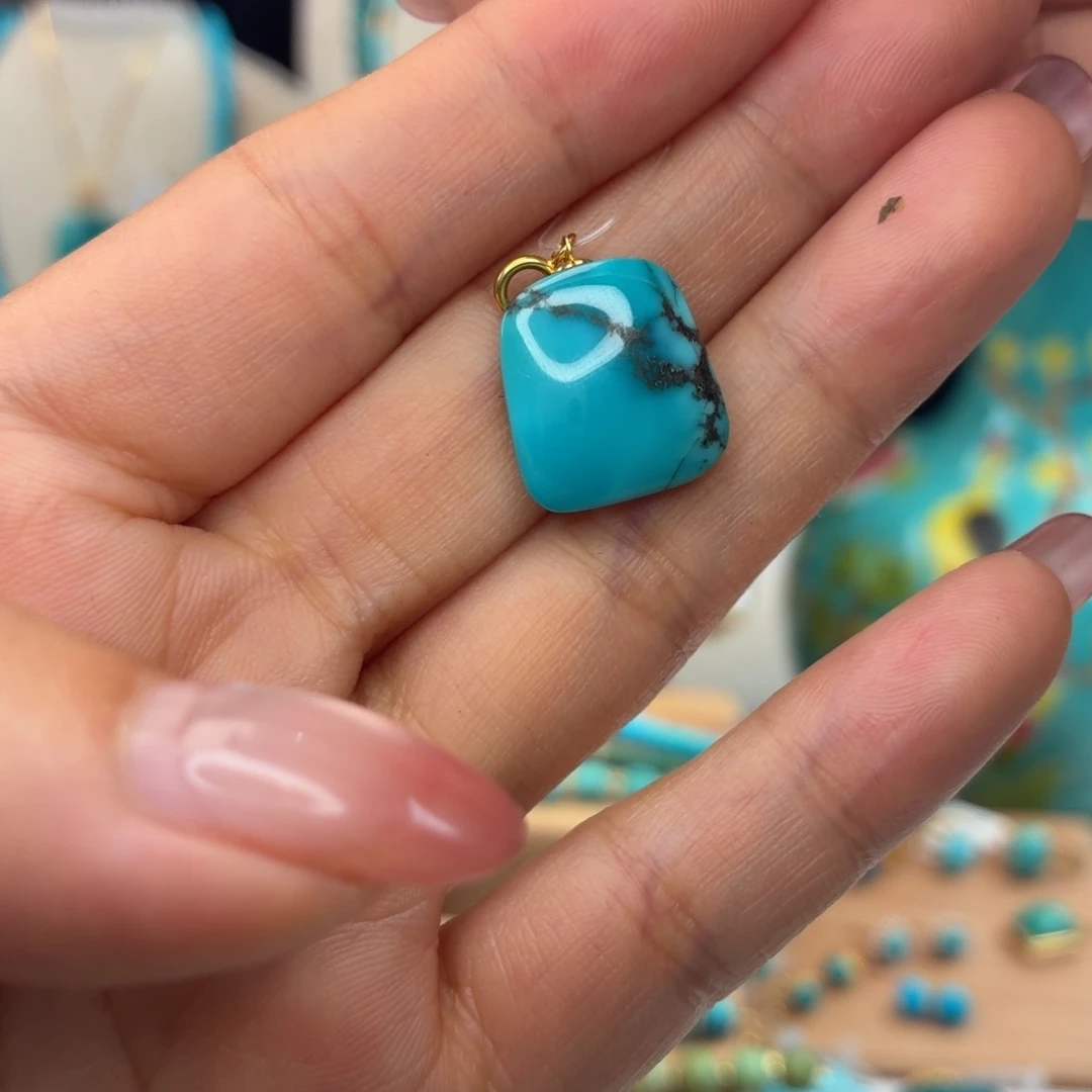 绿松石18K金镶嵌颈饰