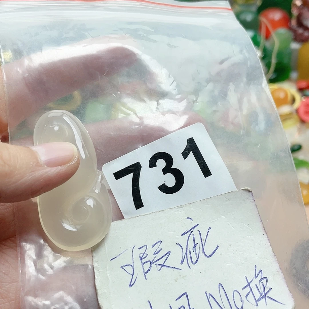 合金颈饰玛瑙/玉髓?**?