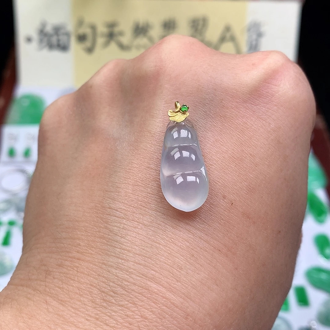 翡翠裸石18K金镶嵌缅甸天然A货翡翠冰种豆子