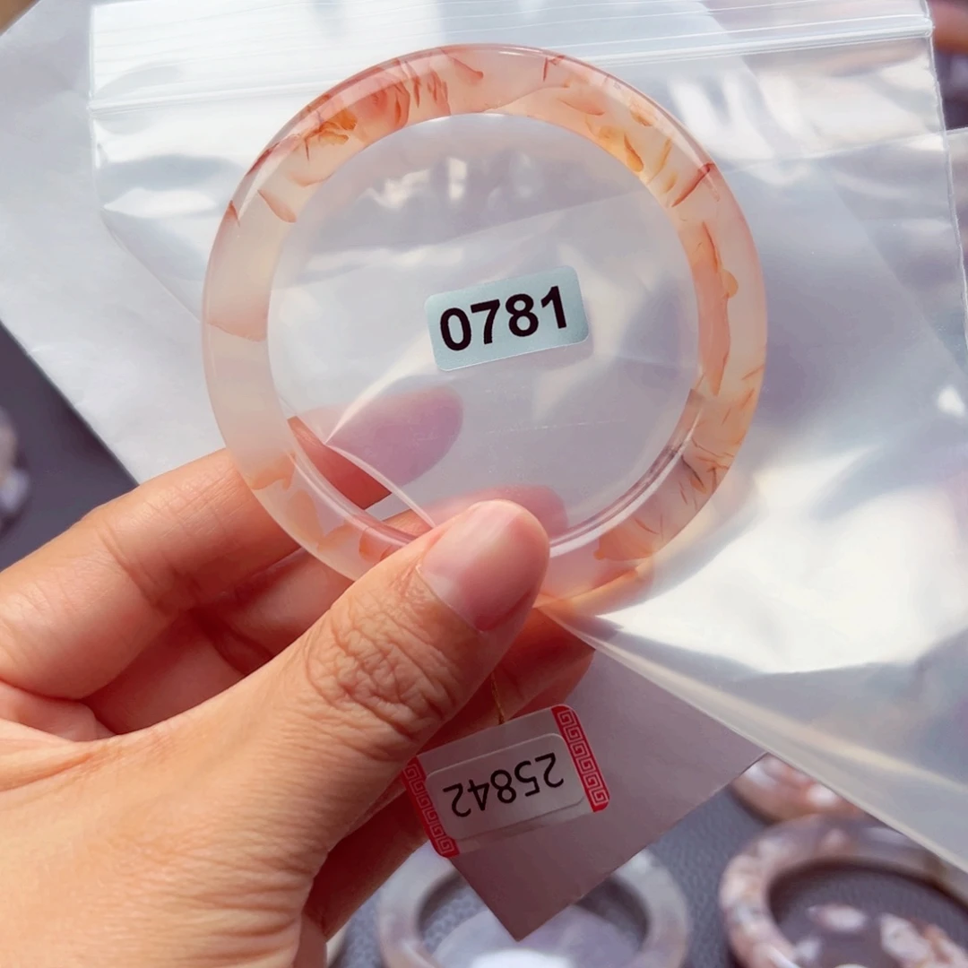 手镯玛瑙/玉髓未镶嵌小*