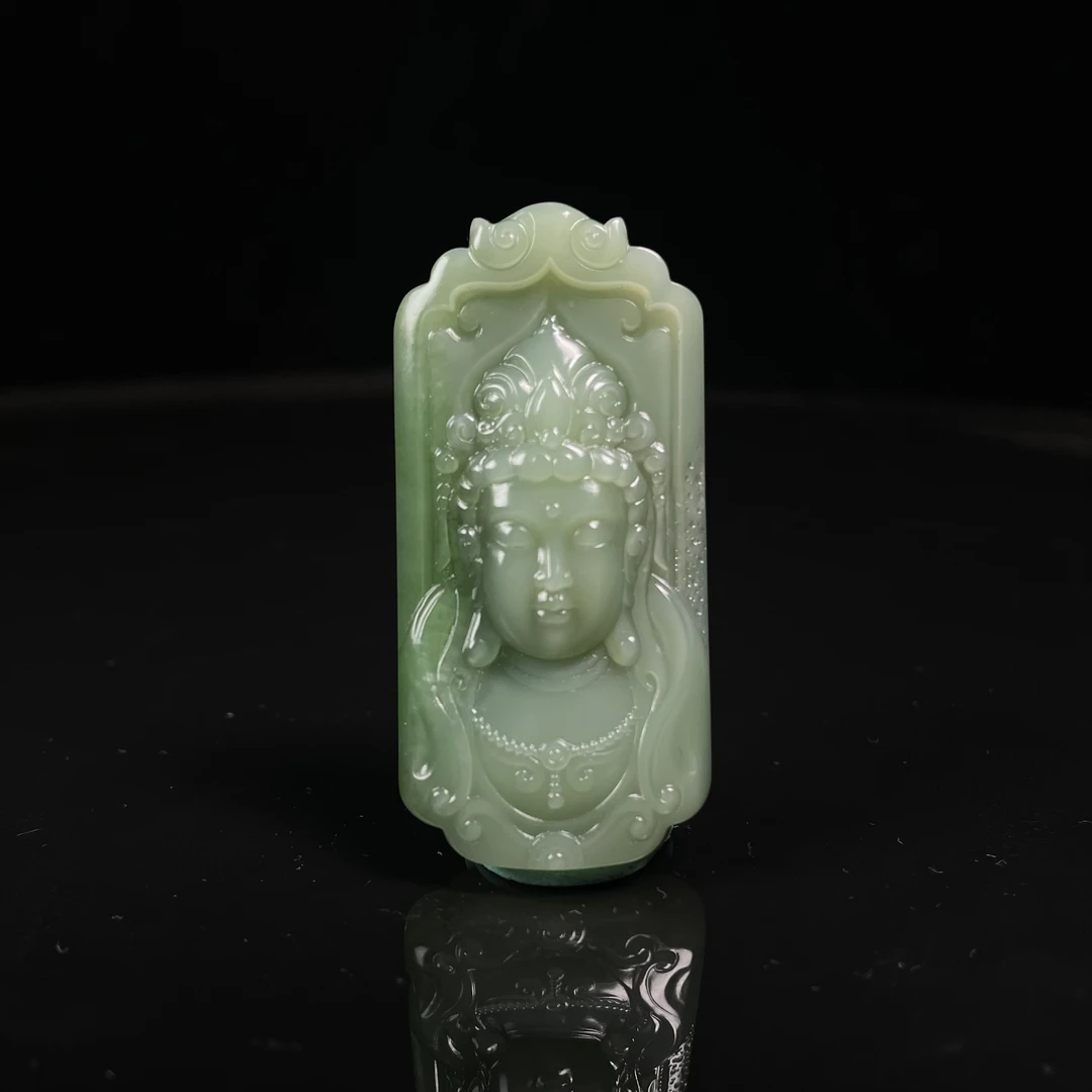 lot3559和田玉菩萨牌粉青58.9*28.5*11.5mm/35.9g/北京世纪