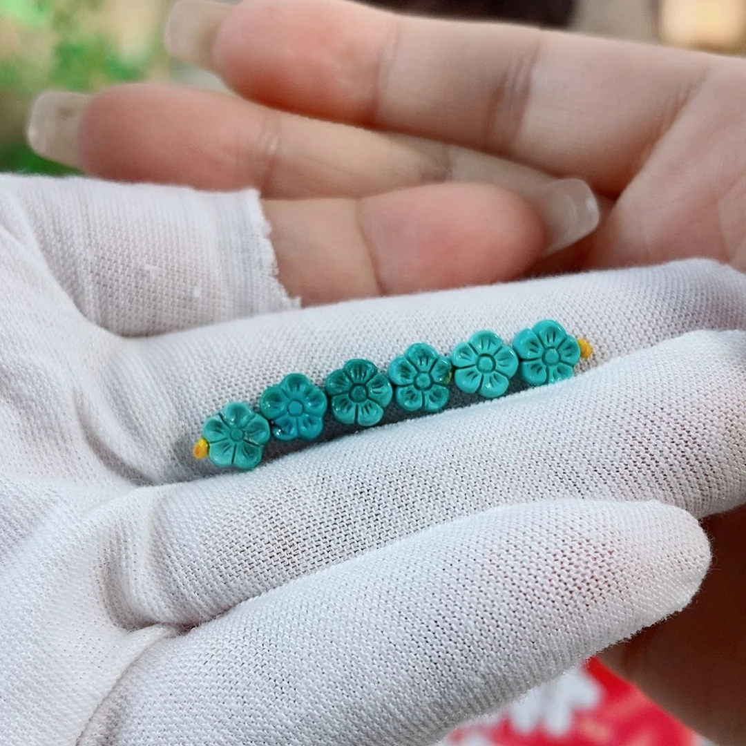 未镶嵌绿松石珠宝奇石