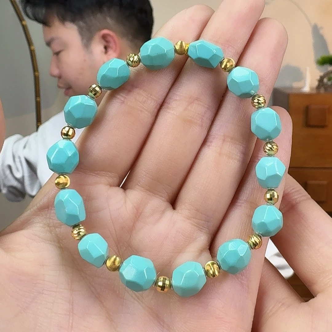 绿松石18K金镶嵌挂件