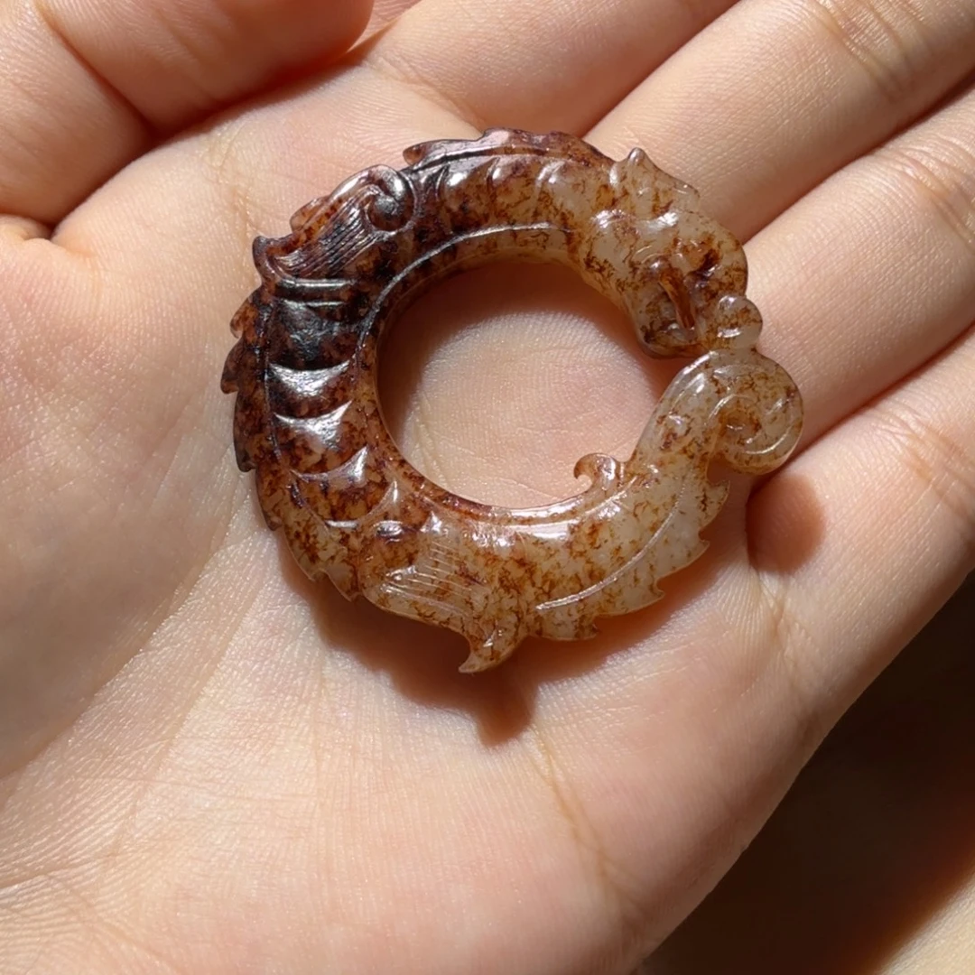 一***伴瓷片精品购物中心位于