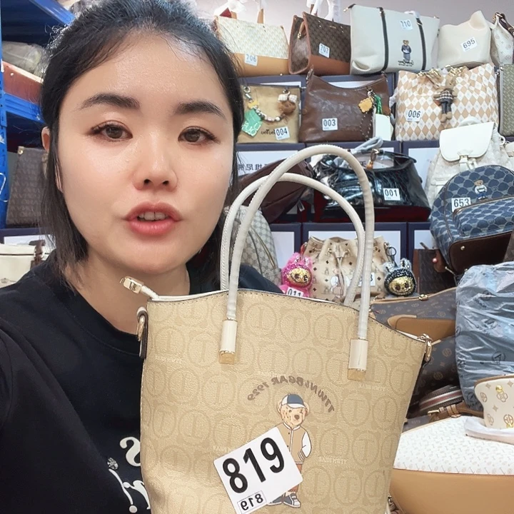 PVC包包包包包包包包吧