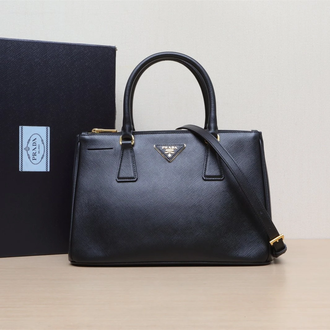 95新 Prada/普拉达 【娇】单肩包 P235093251