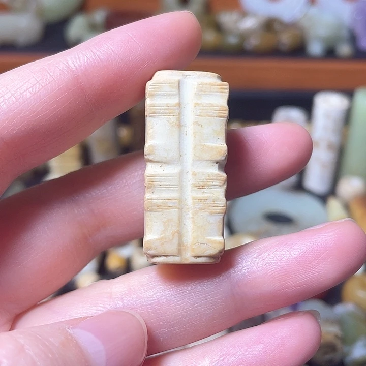 和田玉颈饰未镶嵌3*3