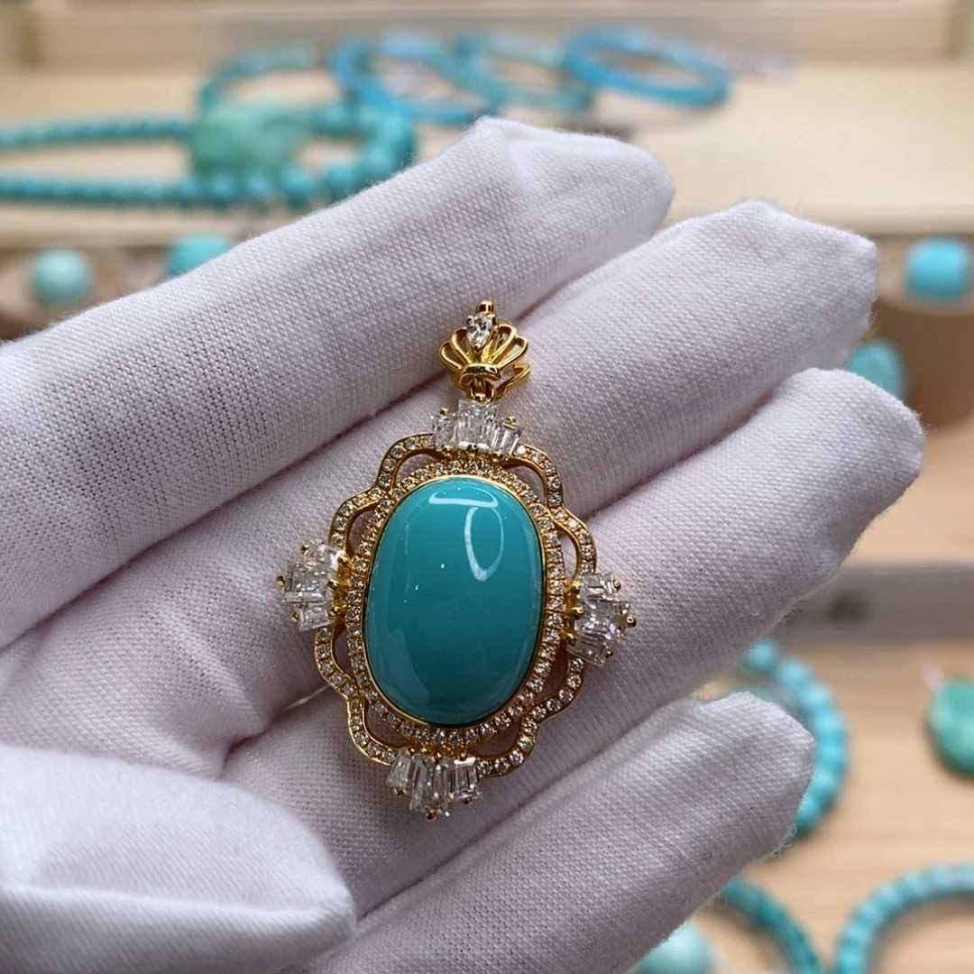 绿松石18K金镶嵌珠宝奇石