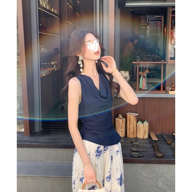 2025年夏季新款美式复古小众设计感无袖荡领背心修身显瘦纯欲上衣