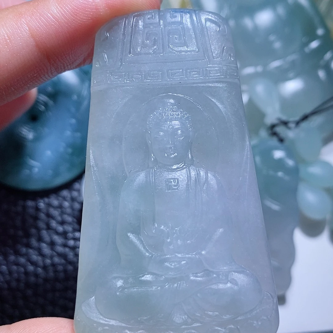 未镶嵌定制翡翠毛货付款后确认抛光