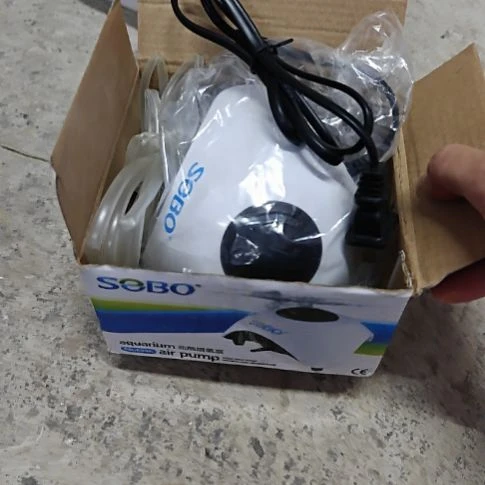 松宝5W单孔可调节气泵拦截件。
