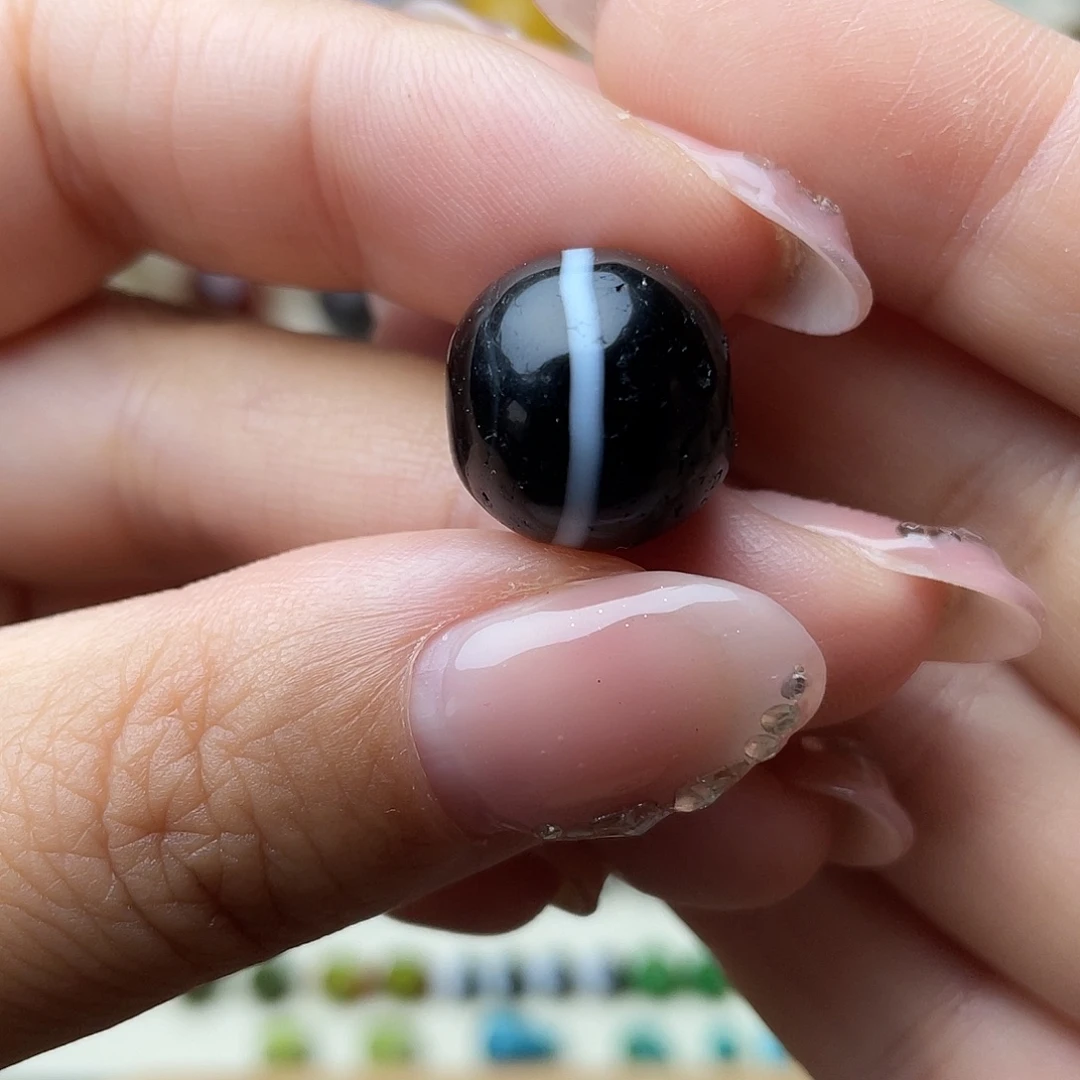 大叶紫檀（黑酸枝木类）