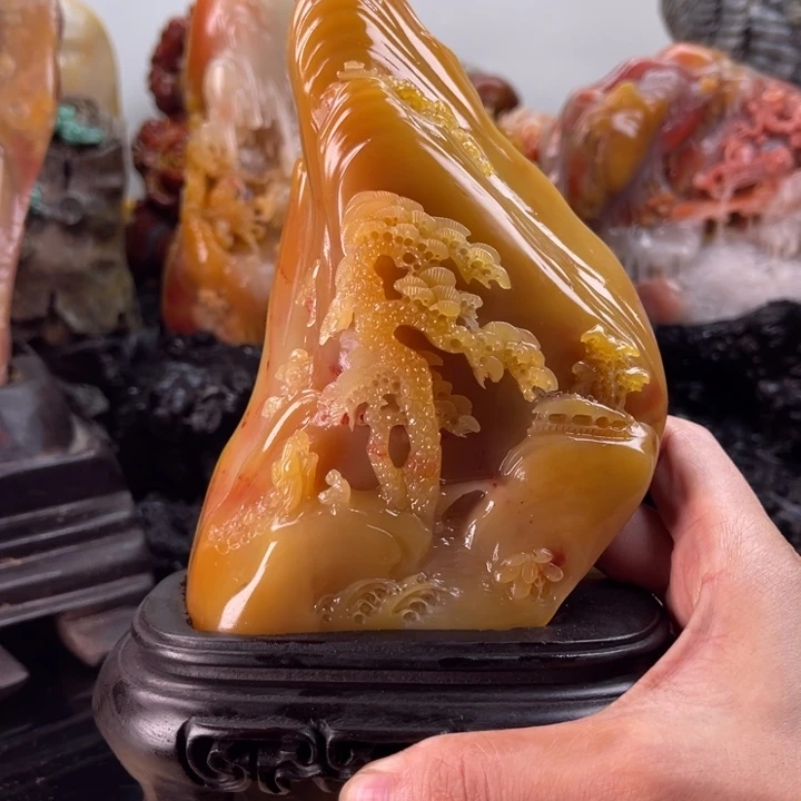 皱***纹田黄石香山访友摆件