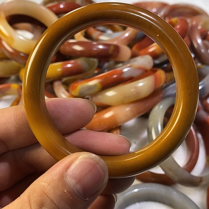石英质玉（黄龙玉）未镶嵌手镯58圈口