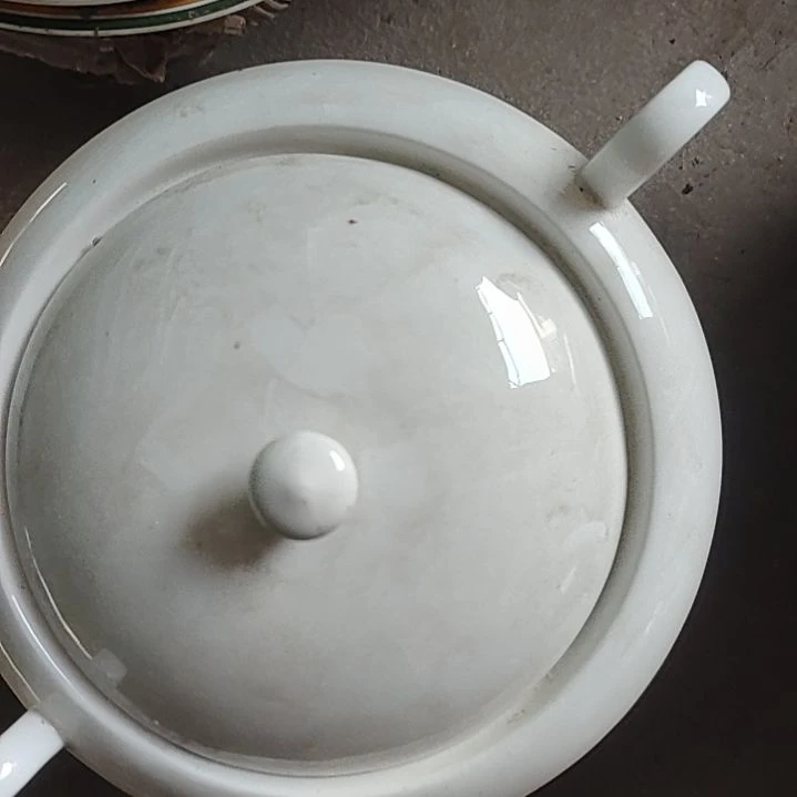 瓷汤锅，国营四厂库存，！