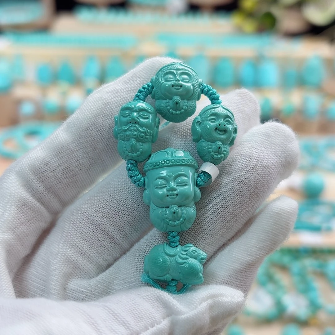 绿松石未镶嵌珠宝奇石