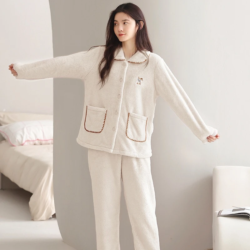 美韵岛 | 法兰绒冬季保暖加厚家居服套装女甜美大码胸前兔子刺绣