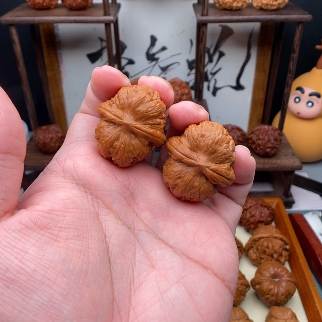 文玩核桃吊坠虓*35尺元宝文玩核桃