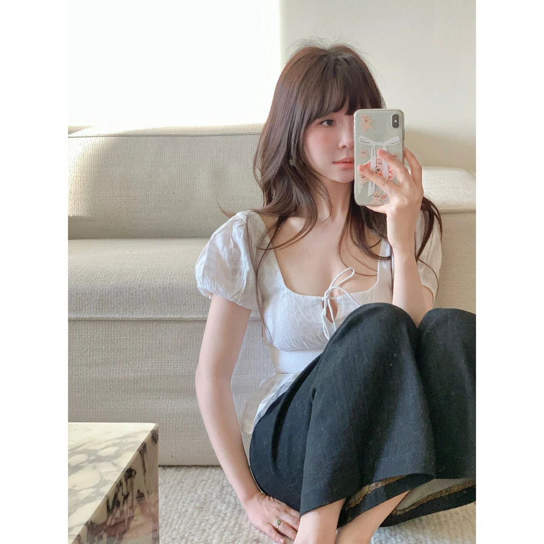 chic时尚百搭低领短袖T恤女夏季韩系温柔小心机泡泡袖短款上衣潮