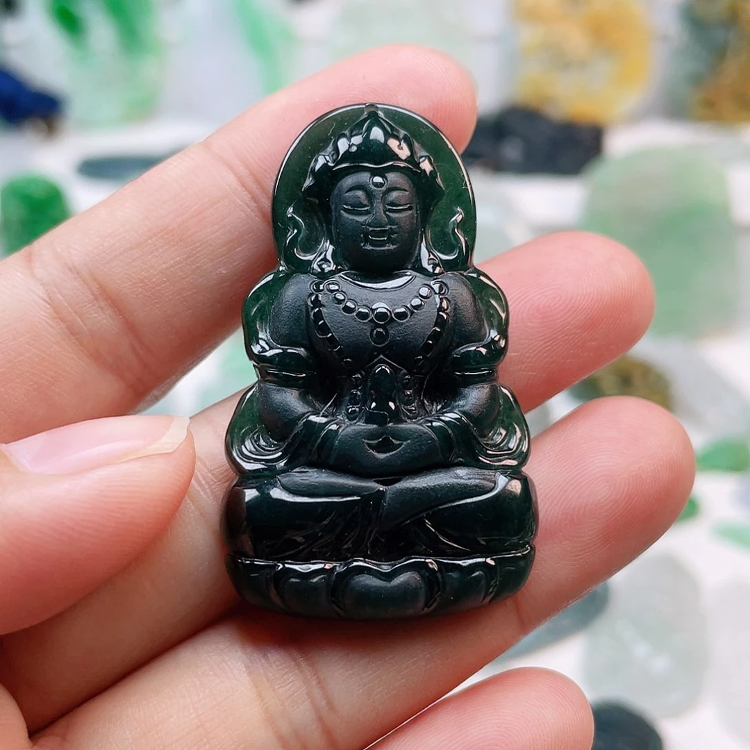 翡翠颈饰未镶嵌渡母