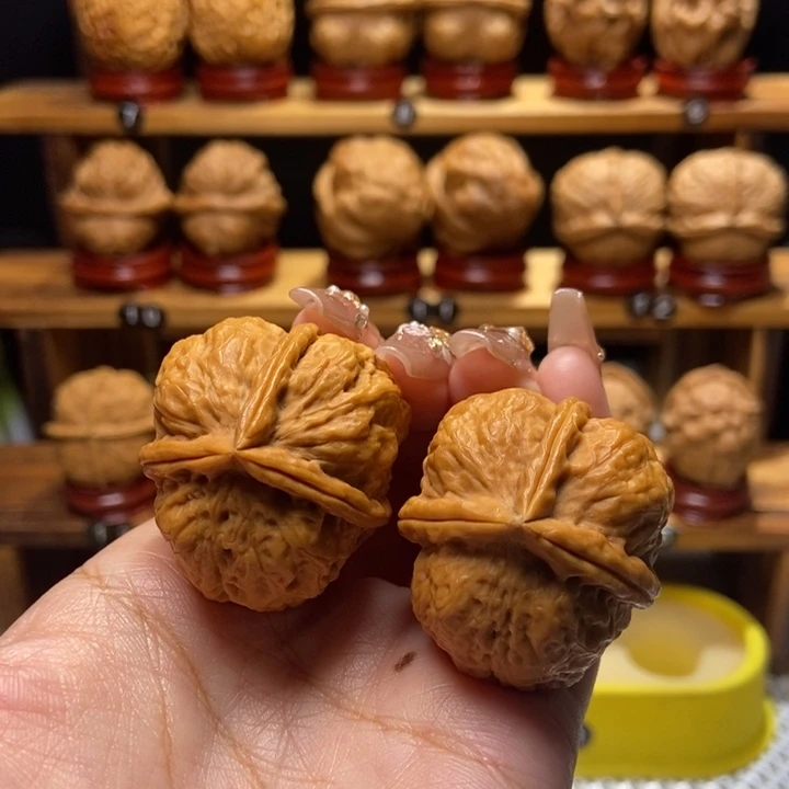 吊坠文玩核桃白羊