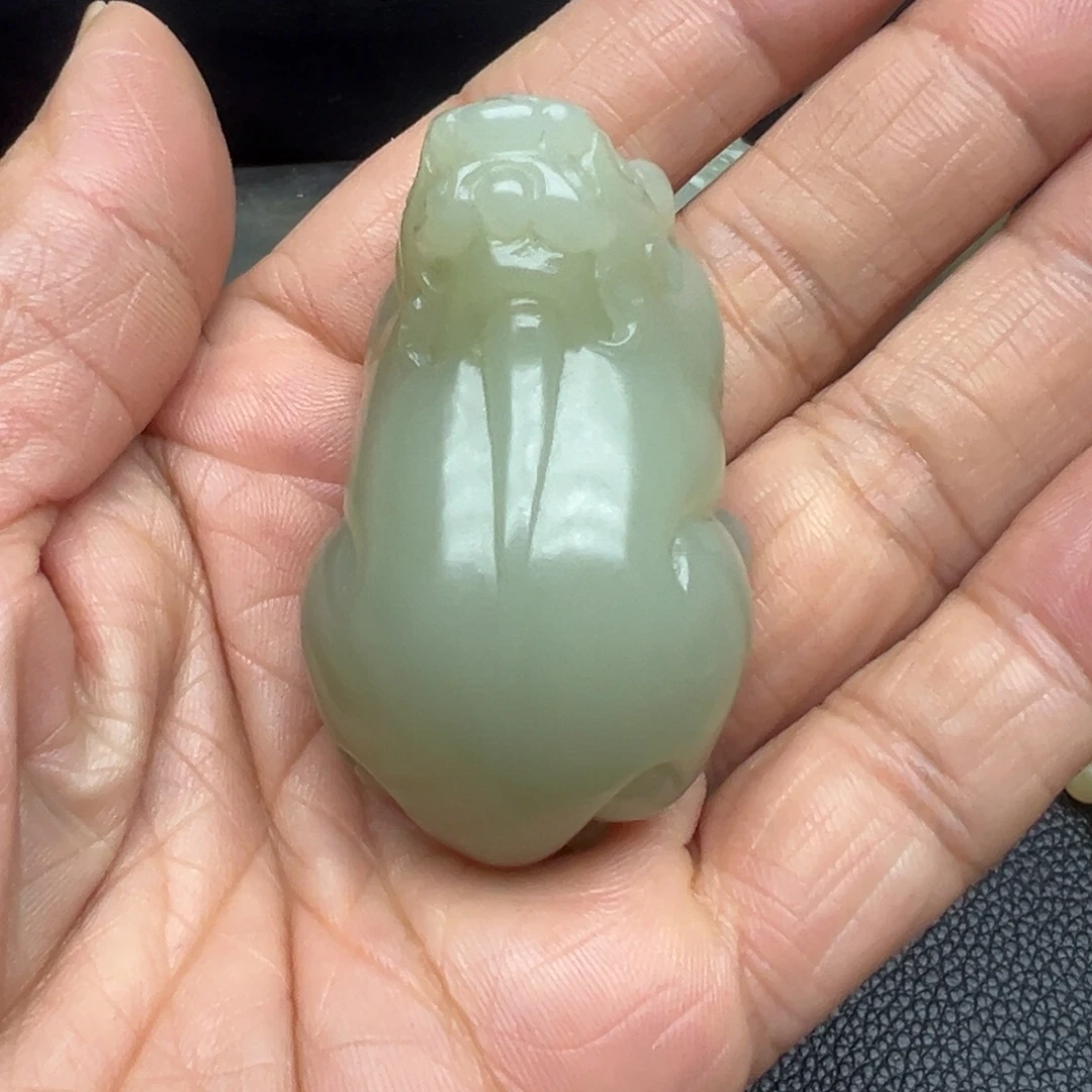 和田玉（糖玉）未镶嵌吊坠(不含链)