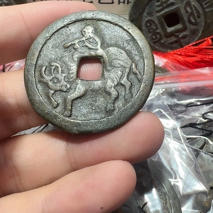 大***）铜现代工艺品花钱