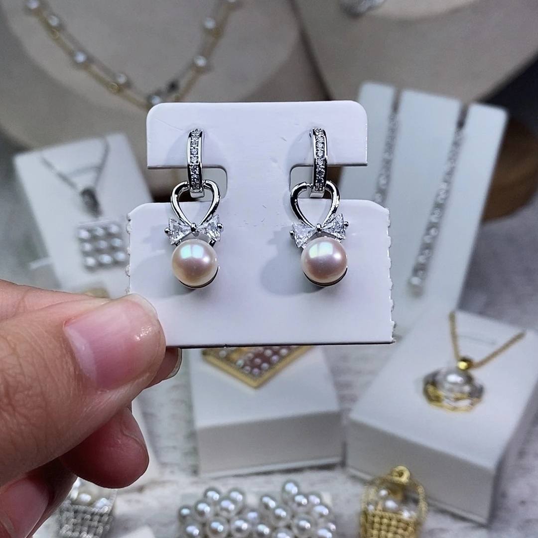 淡水珍珠银S925镶嵌耳饰