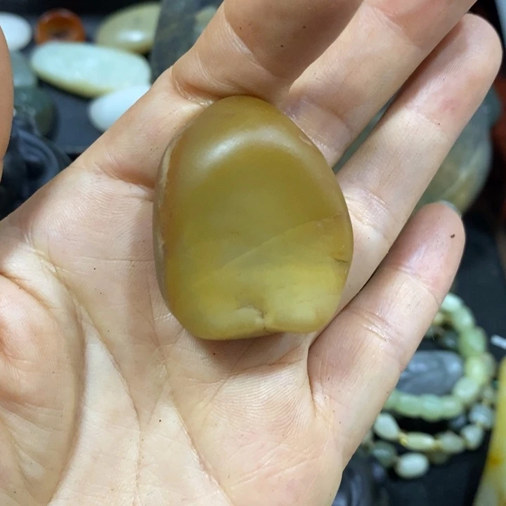 未镶嵌和田玉（糖玉）挂件