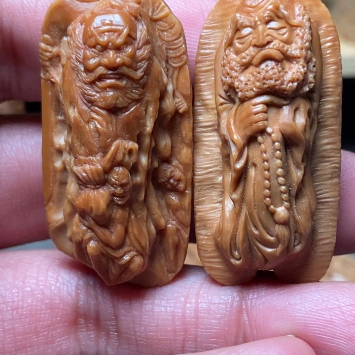 O***r核桃把件风味纯手工核桃雕刻钟馗达摩