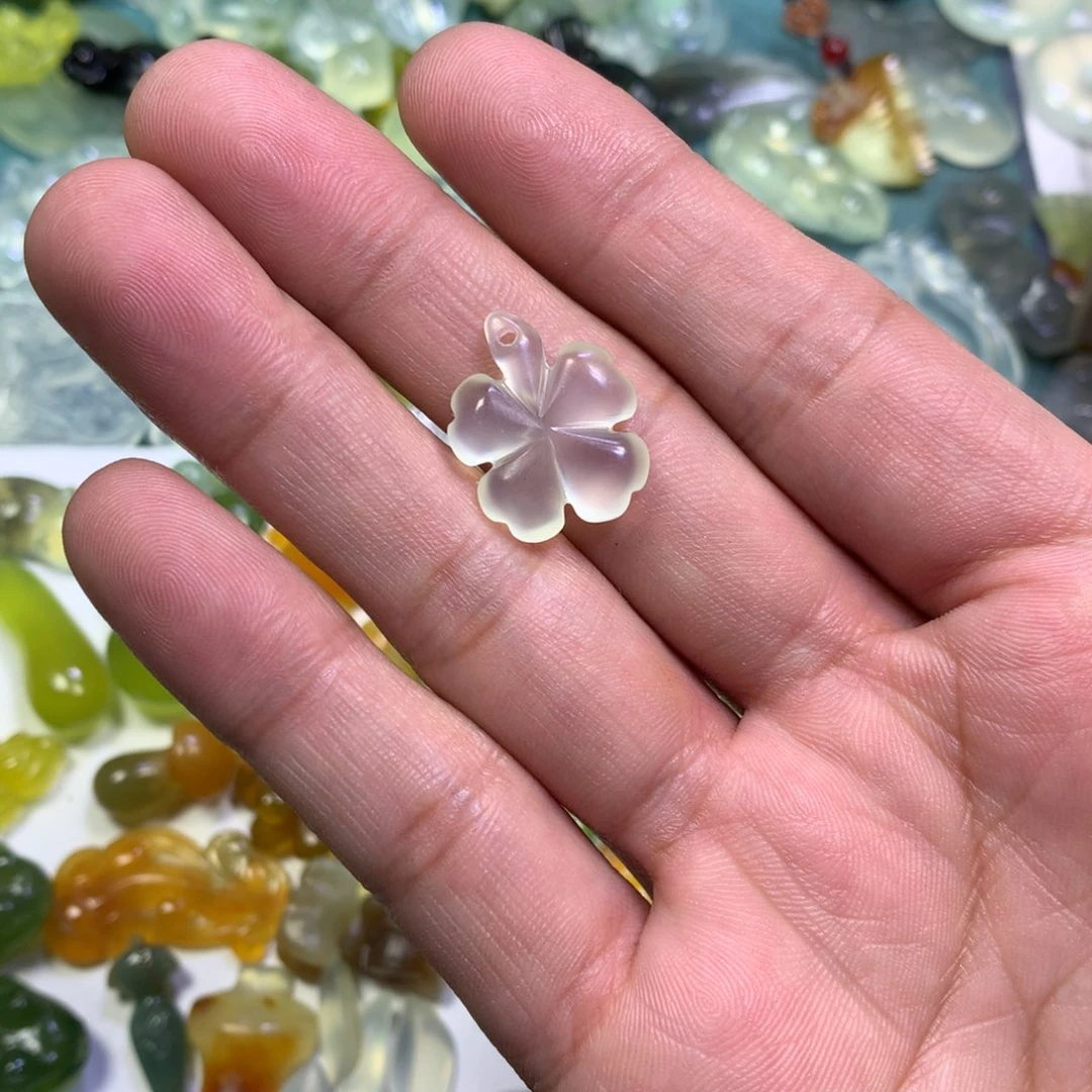 岫玉颈饰未镶嵌?****༻四叶草