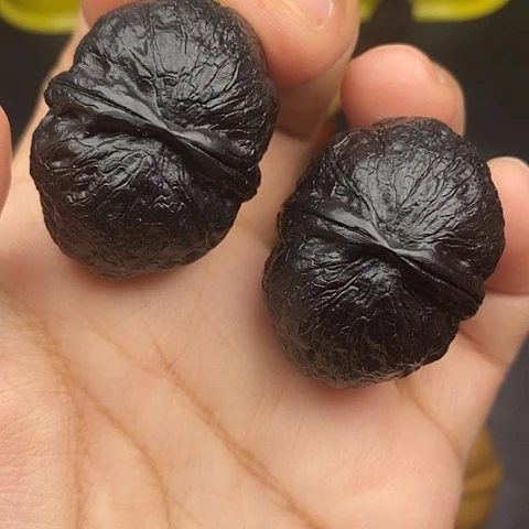 文玩核桃把件37尺官渡元宝