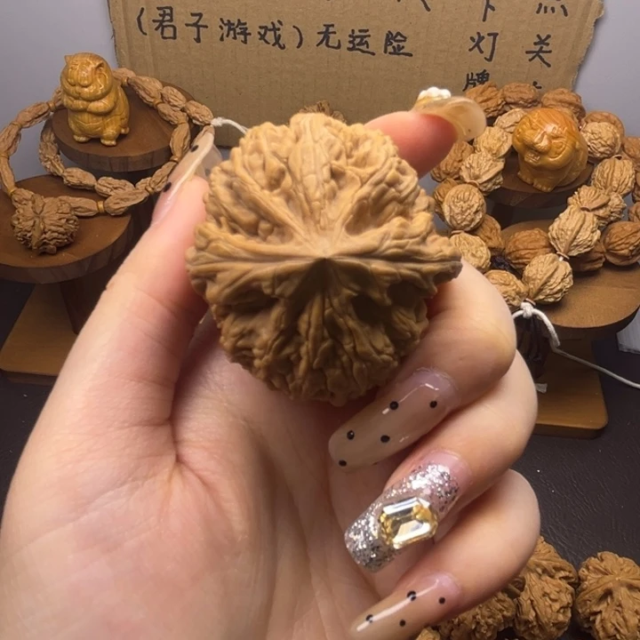 还***儿吊坠桃核红锦鲤单只异型有瑕