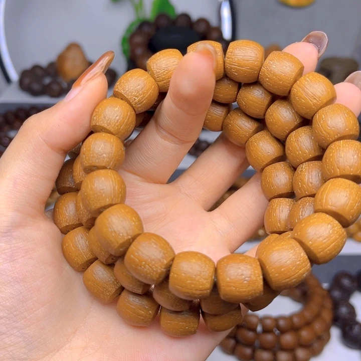 紫金鼠手串原皮直切半实心黄金甲