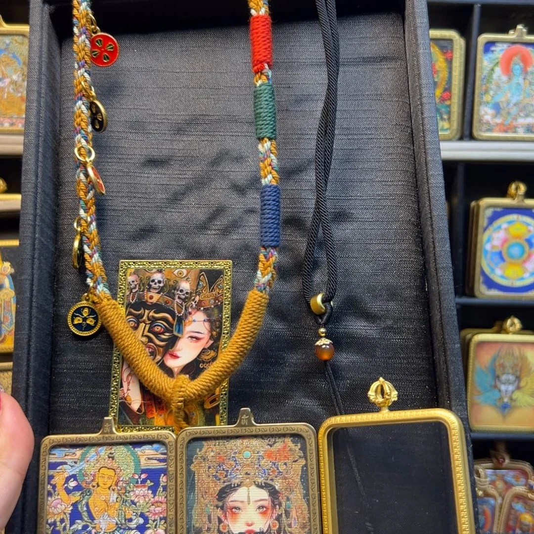 中***药吊坠美丽的小仙女在火山分享