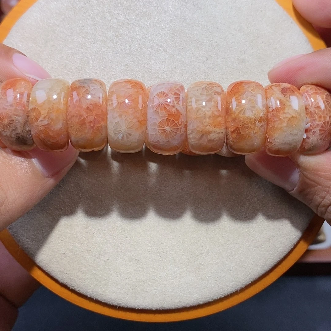 硅化珊瑚（珊瑚玉）手串未镶嵌冰大蕾丝35