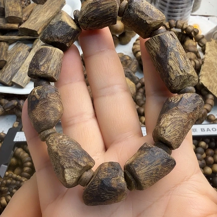 沉香沉香碎屑沉香沉香碎屑1.5