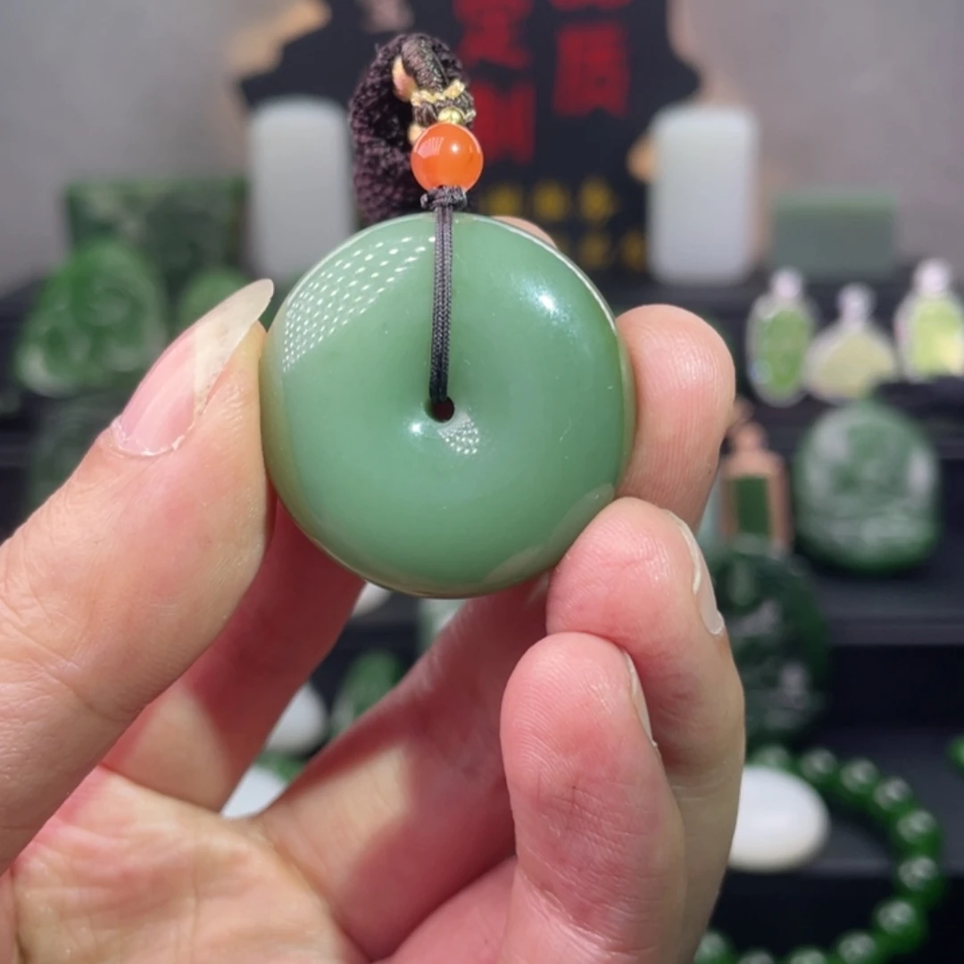 和田玉（碧玉）未镶嵌颈饰