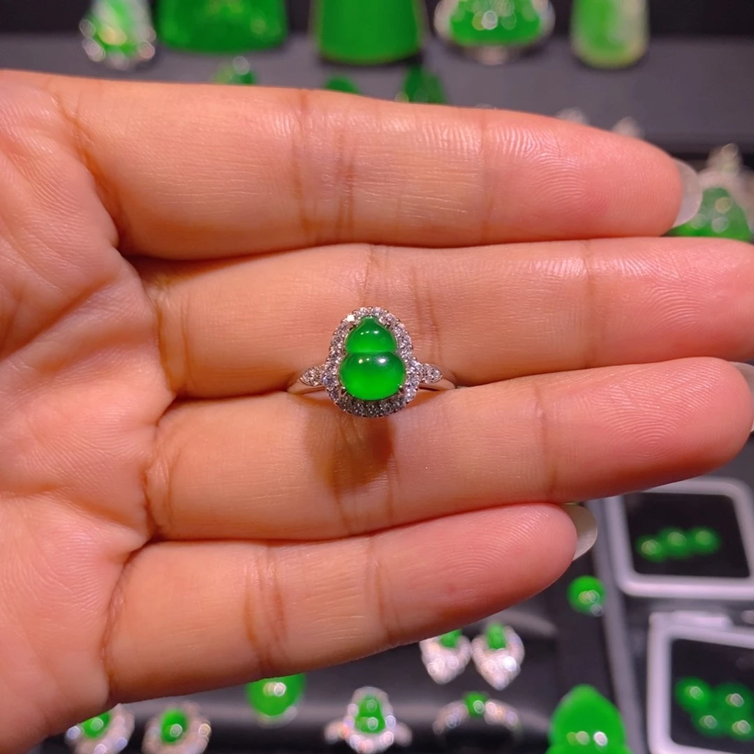 翡翠戒指银S925镶嵌翡翠