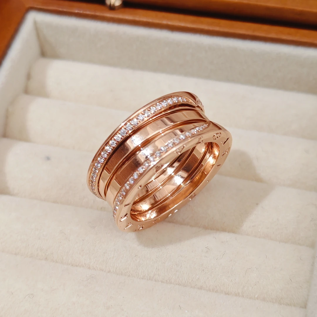 99新 BVLGARI/宝格丽 弹簧边钻戒指/#61/18k玫瑰金/24年盒证  LC