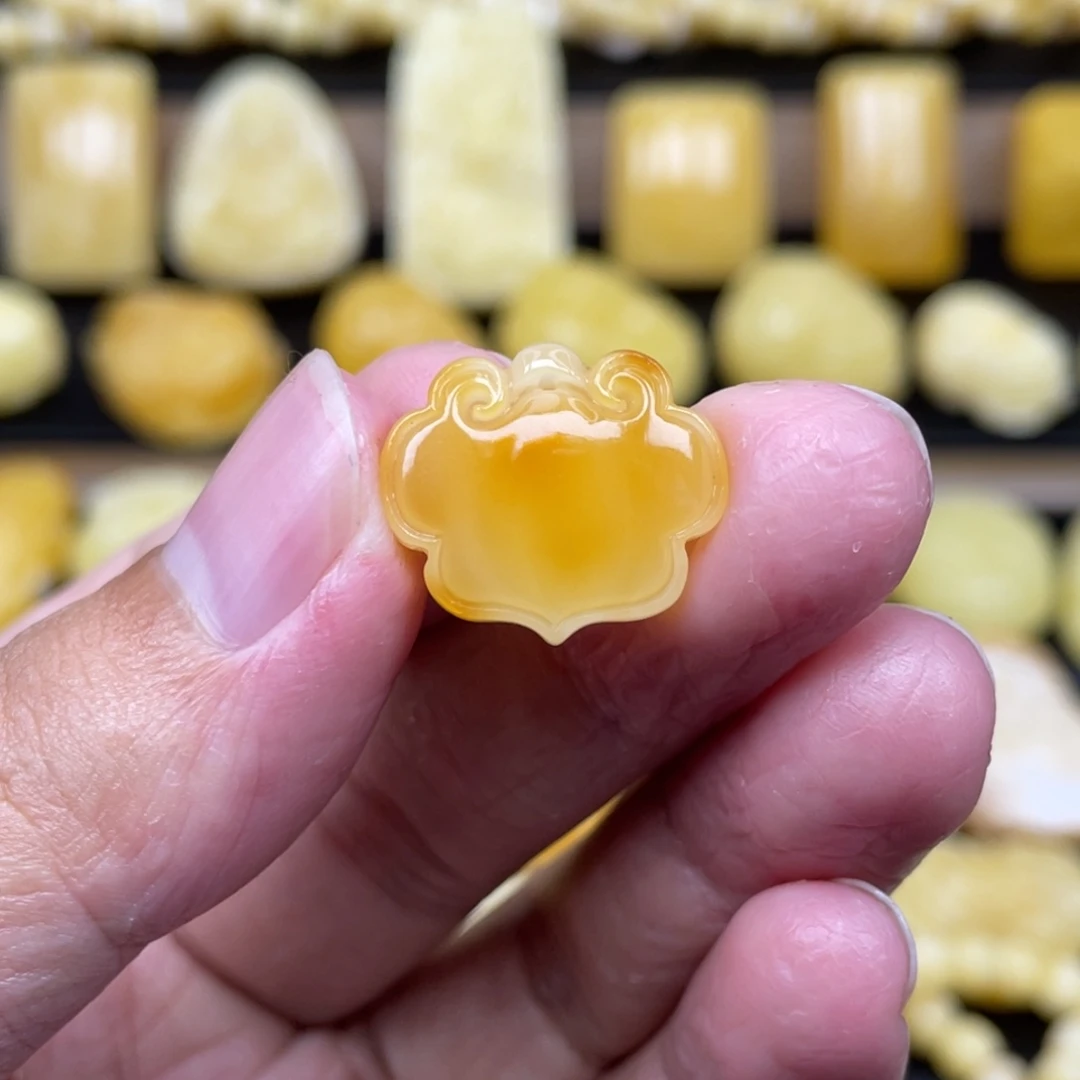 琥珀未镶嵌裸石琥珀蜜蜡